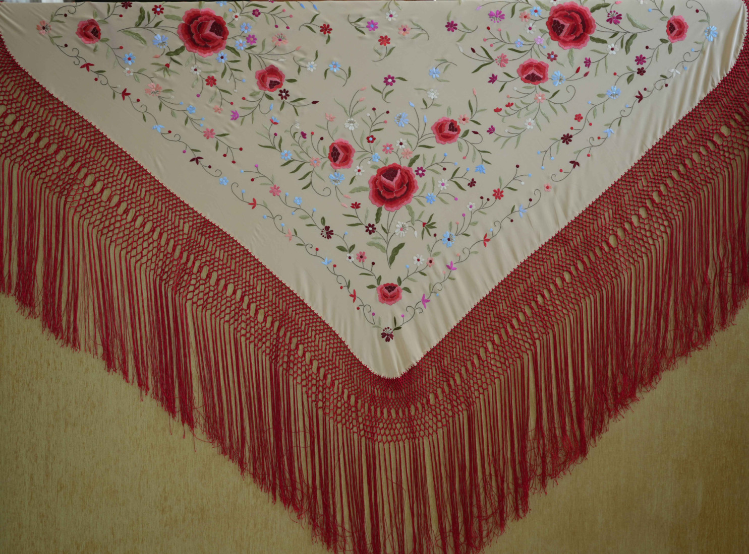 Mantón mano seda 140cm fleco combinado