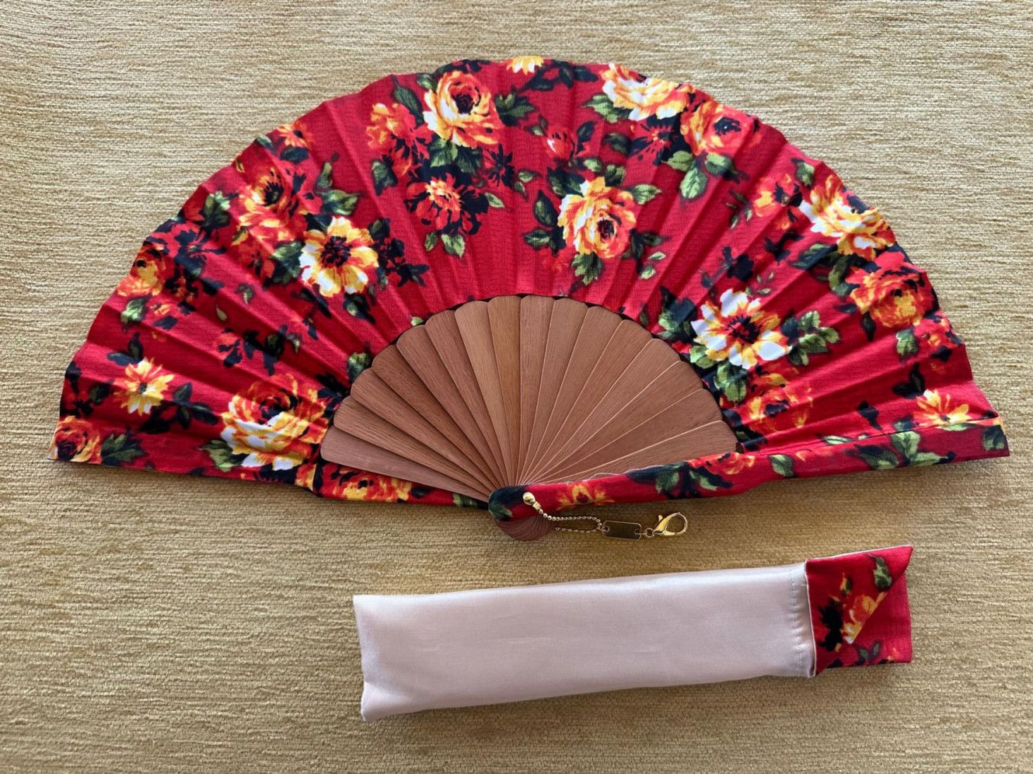 Abanico batik flores