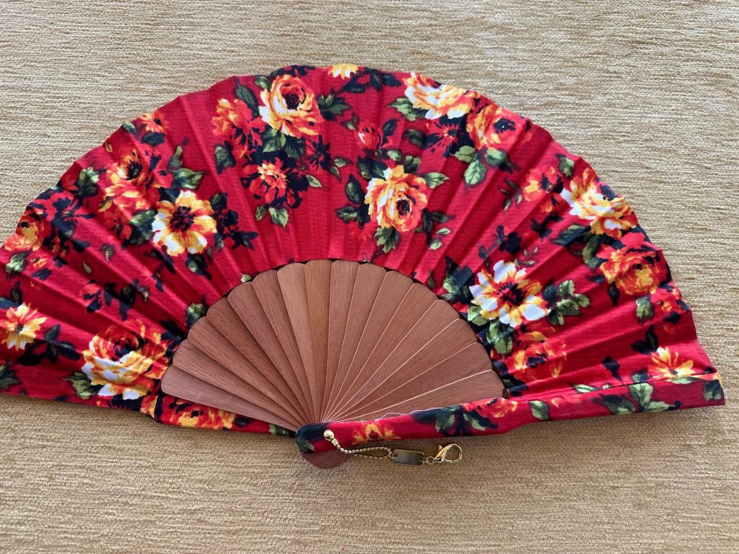 Abanico batik flores
