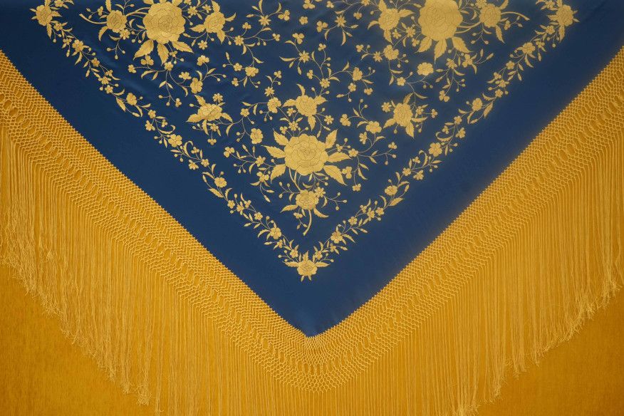 Mantón mano seda 140cm