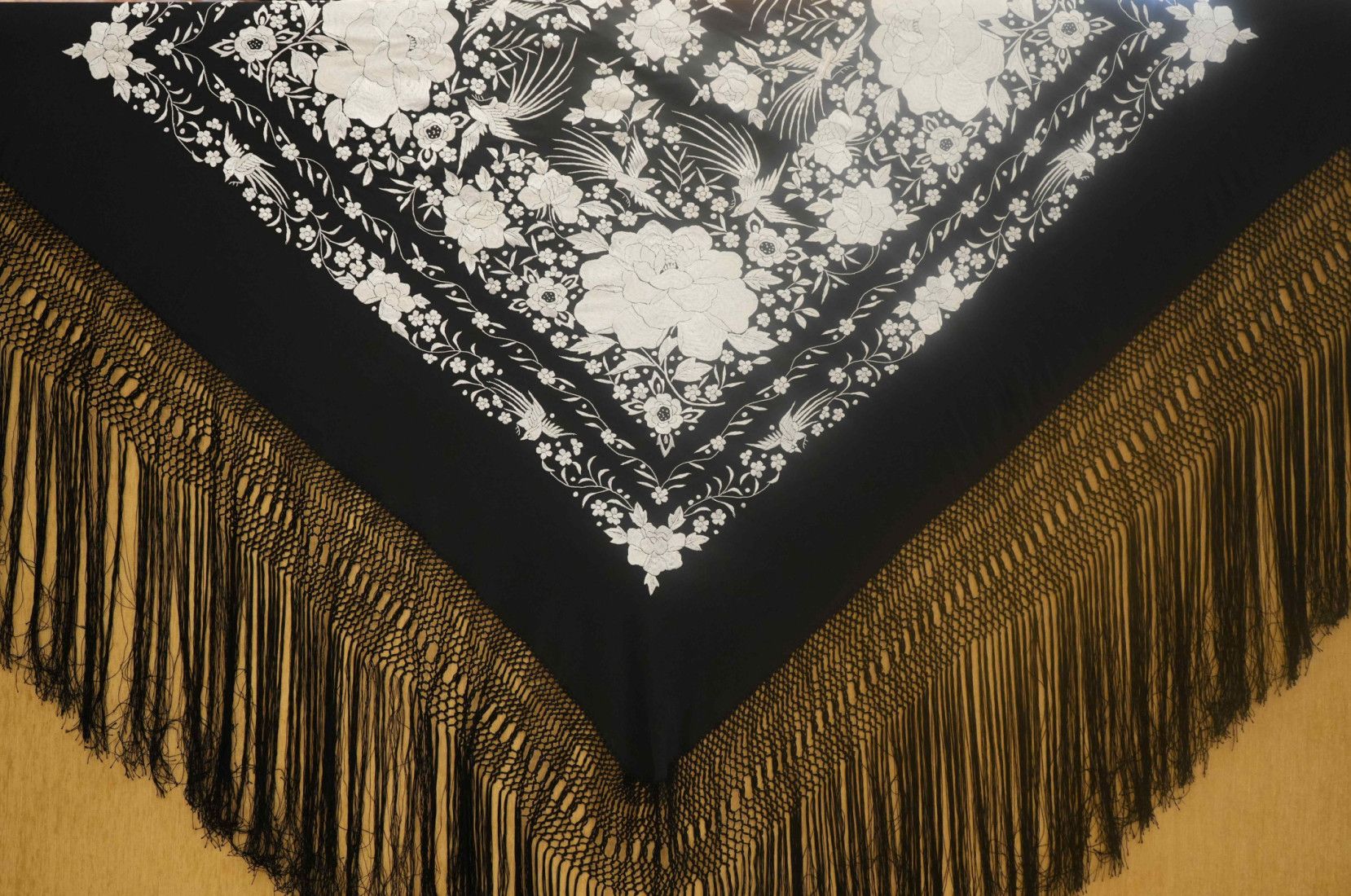 Mantón mano seda 140cm