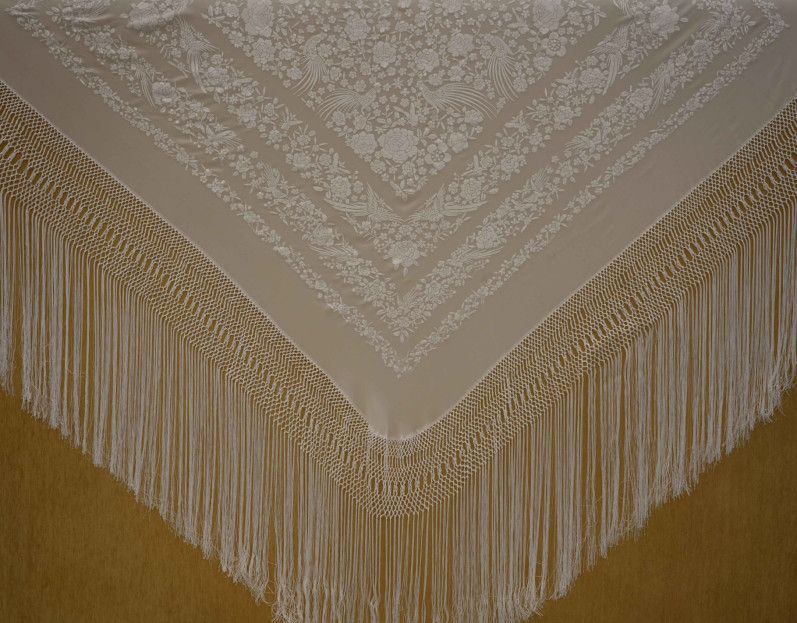Mantón mano seda 135cm