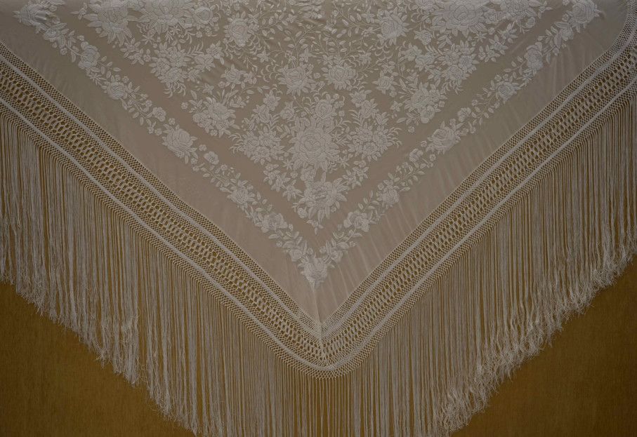 Mantón mano seda 140cm