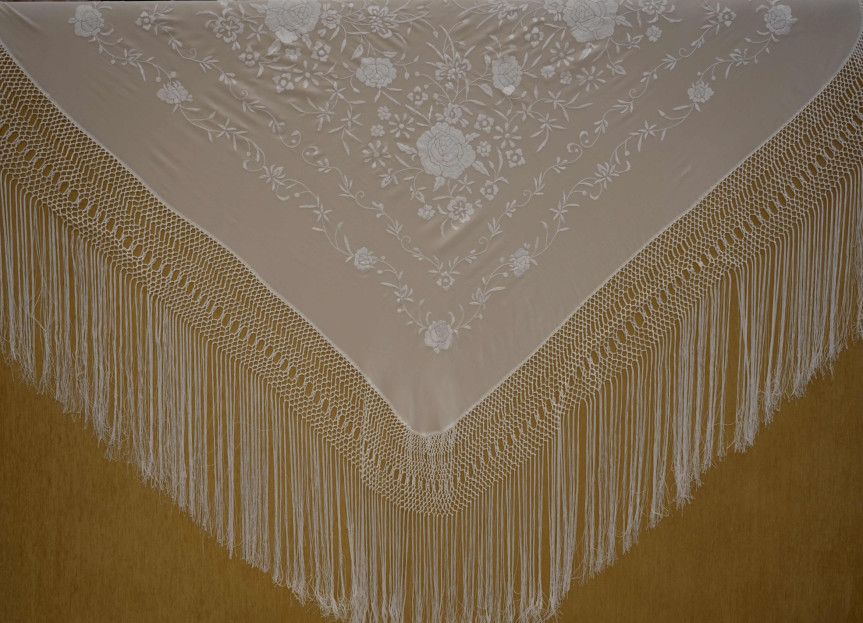Mantón mano seda 135cm