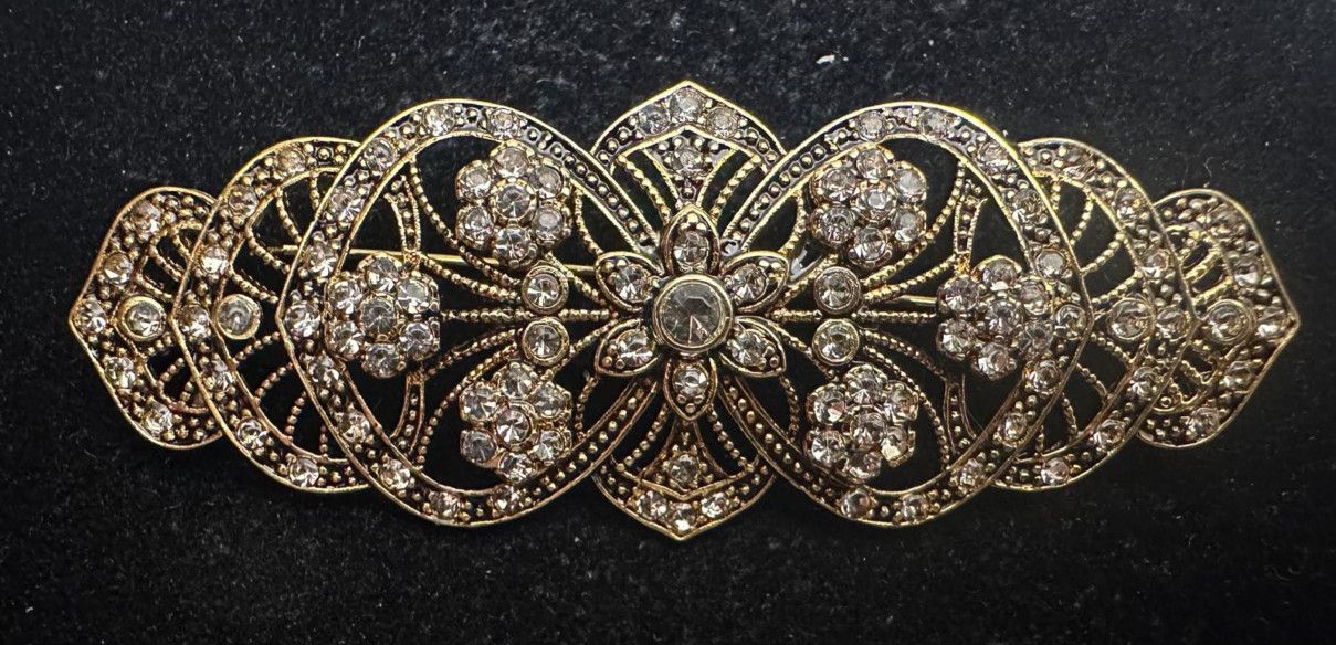 Broche mantilla rodio