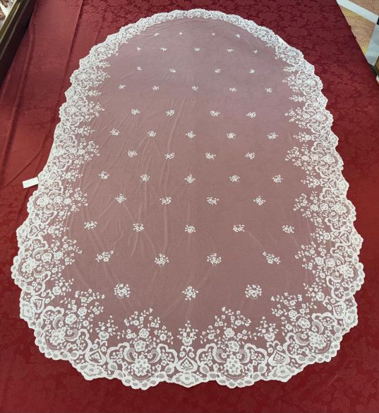 Manto novia mano seda 180*300