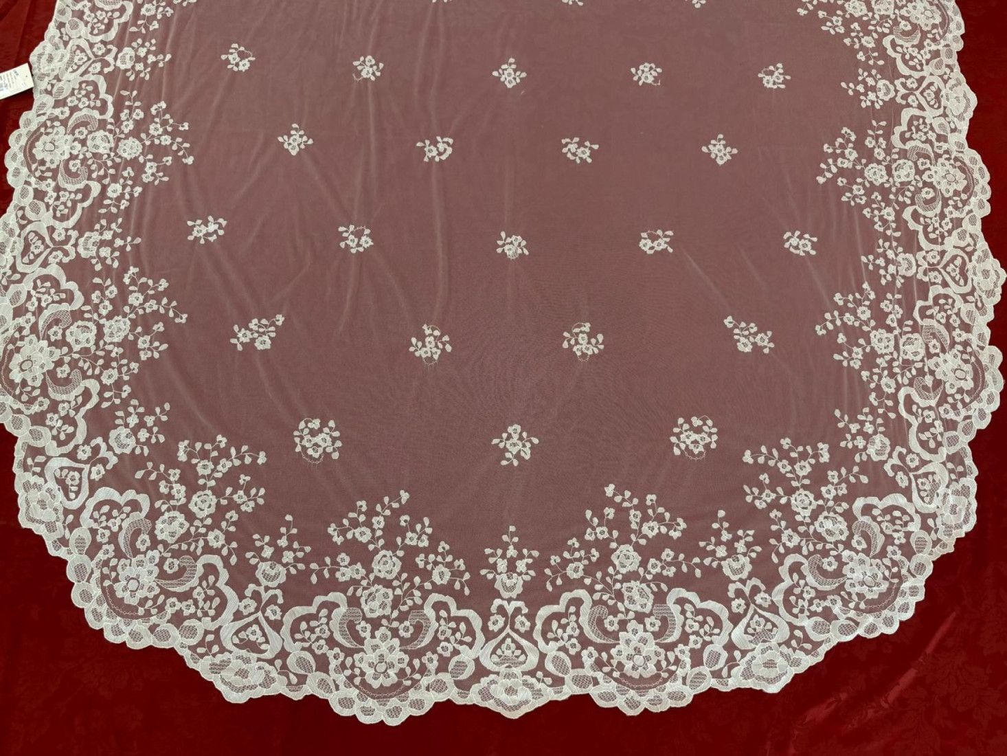 Manto novia mano seda 180*300