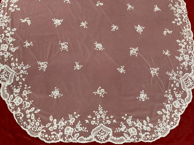 Manto novia mano seda 180*350