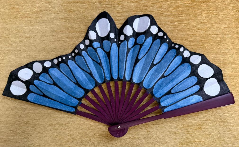 Abanico ala mariposa azul