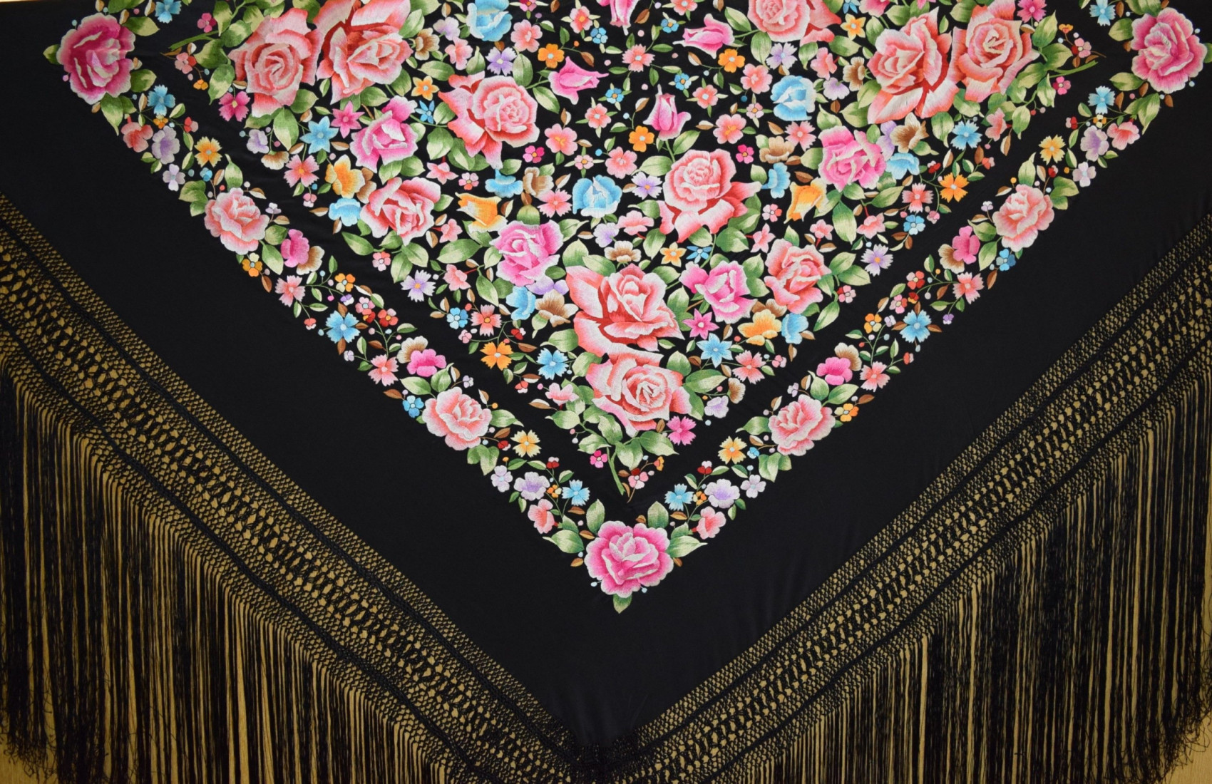 Mantón mano seda 145cm