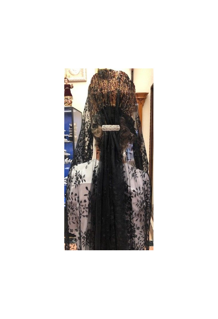Mantilla bordada a mano en seda 120*240