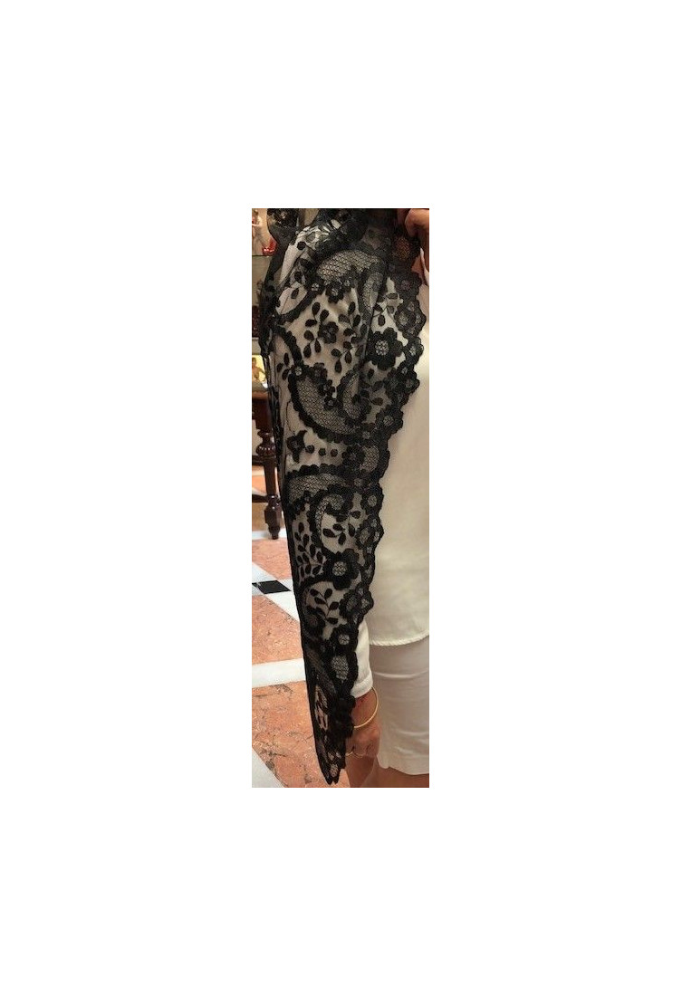 Mantilla bordada a mano en seda 120*240