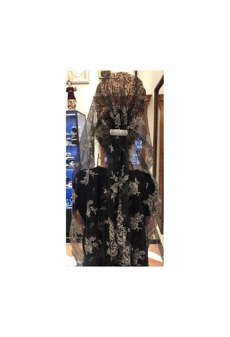 Mantilla bordada a máquina en color negro-oro 120*220