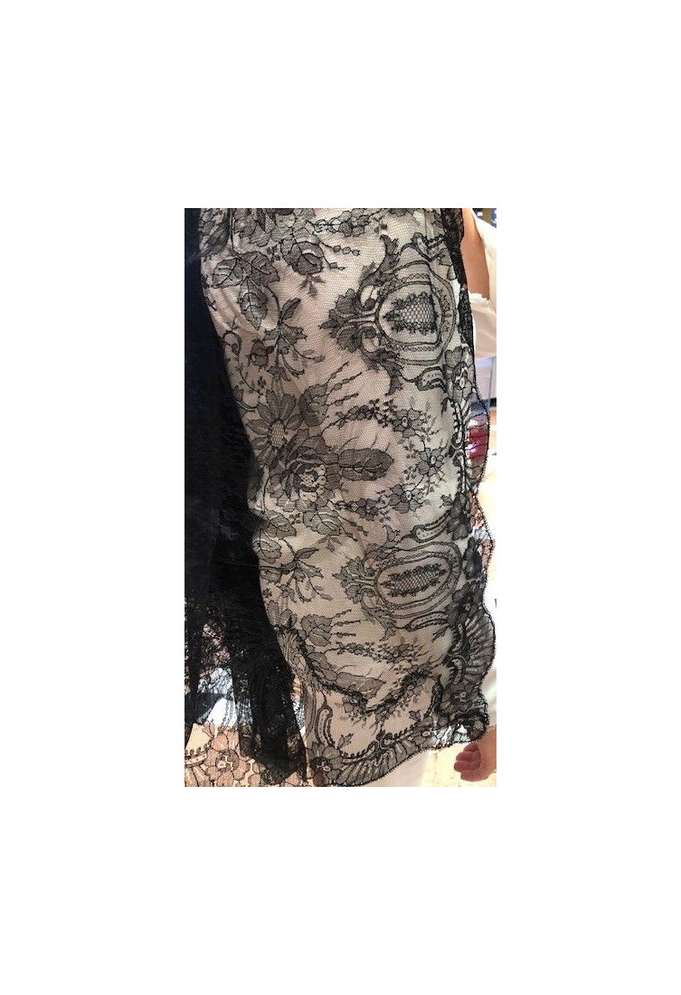 Mantilla bordada a máquina chantilly 110*220